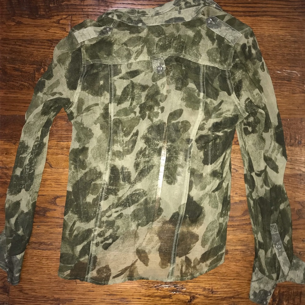 Shirt - Picture 2 of 2